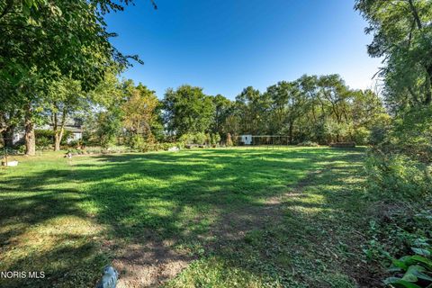 Tiny photo for 12430 W Bier Road, Oak Harbor, OH 43449 (MLS # 10007533)