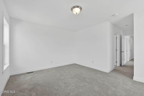 Tiny photo for 440 South Avenue, Toledo, OH 43609 (MLS # 10005398)