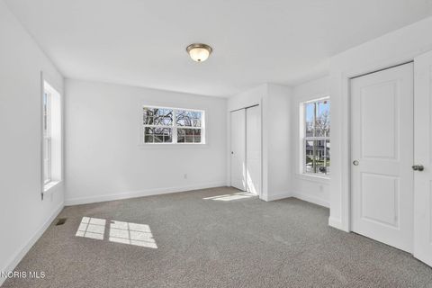 Tiny photo for 440 South Avenue, Toledo, OH 43609 (MLS # 10005398)