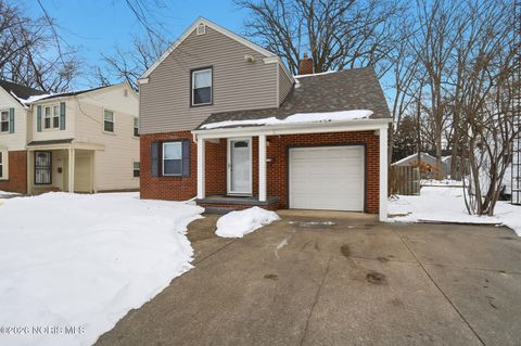 Tiny photo for 2180 Marlow Road, Toledo, OH 43613 (MLS # 10003867)