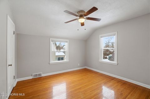 Tiny photo for 2180 Marlow Road, Toledo, OH 43613 (MLS # 10003867)