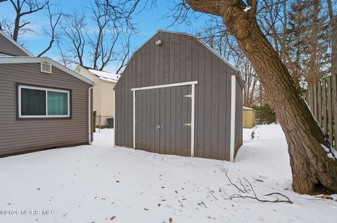 Tiny photo for 2180 Marlow Road, Toledo, OH 43613 (MLS # 10003867)