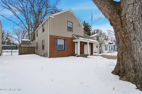 Tiny photo for 2180 Marlow Road, Toledo, OH 43613 (MLS # 10003867)