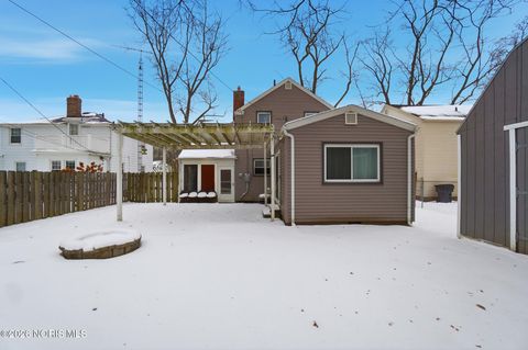 Tiny photo for 2180 Marlow Road, Toledo, OH 43613 (MLS # 10003867)