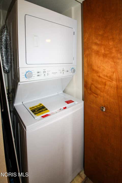 Tiny photo for 2594 E Sun Valley Drive #204, Port Clinton, OH 43452 (MLS # 10010329)