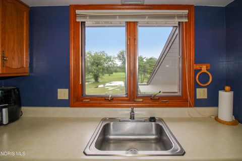 Tiny photo for 2594 E Sun Valley Drive #204, Port Clinton, OH 43452 (MLS # 10010329)