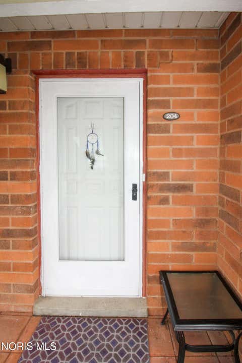 Tiny photo for 2594 E Sun Valley Drive #204, Port Clinton, OH 43452 (MLS # 10010329)