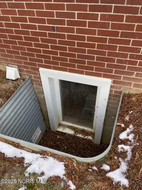 Tiny photo for 2127 Perth Street, Toledo, OH 43607 (MLS # 10002347)