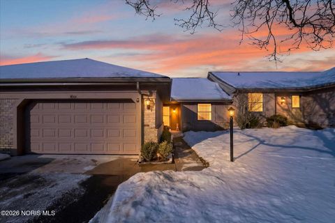 Photo of 9864 Ford Road, Perrysburg, OH 43551 (MLS # 10003982)