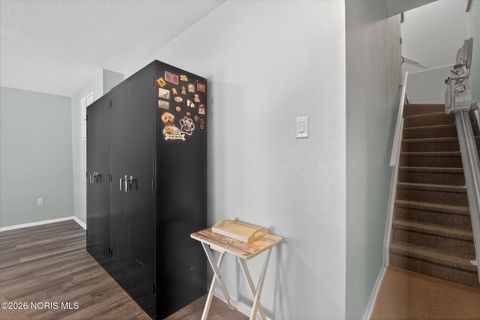 Tiny photo for 9864 Ford Road, Perrysburg, OH 43551 (MLS # 10003982)