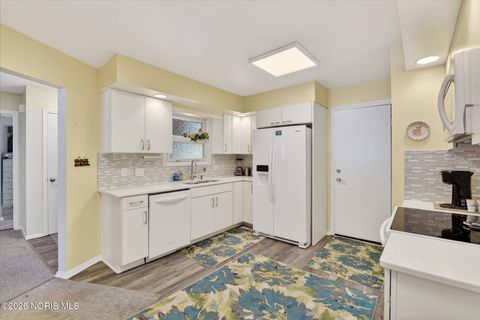 Tiny photo for 9864 Ford Road, Perrysburg, OH 43551 (MLS # 10003982)