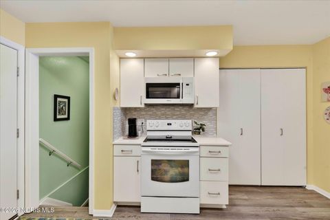 Tiny photo for 9864 Ford Road, Perrysburg, OH 43551 (MLS # 10003982)