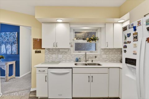 Tiny photo for 9864 Ford Road, Perrysburg, OH 43551 (MLS # 10003982)