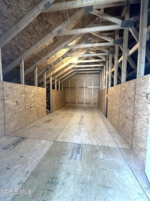 Tiny photo for 1002 Pine Ridge Dr St, Perrysburg, OH 43551 (MLS # 10014618)