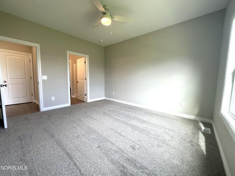 Tiny photo for 1002 Pine Ridge Dr St, Perrysburg, OH 43551 (MLS # 10014618)