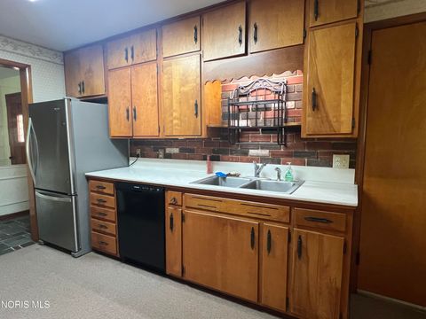 Tiny photo for 190 Cleveland Avenue, Defiance, OH 43512 (MLS # 10006926)