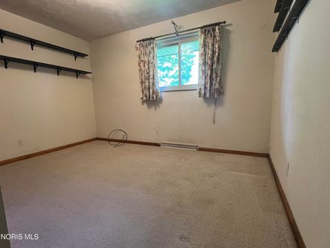 Tiny photo for 190 Cleveland Avenue, Defiance, OH 43512 (MLS # 10006926)