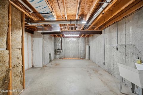 Tiny photo for 1078 Waterville - Monclova Road, Waterville, OH 43566 (MLS # 10003149)