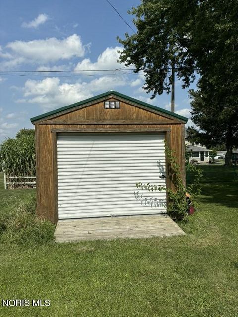 Tiny photo for 513 E Liberty Street, Leipsic, OH 45856 (MLS # 10007710)