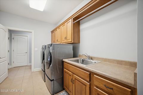 Tiny photo for 125 Turnberry Drive, Bryan, OH 43506 (MLS # 10002228)