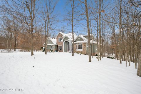 Tiny photo for 125 Turnberry Drive, Bryan, OH 43506 (MLS # 10002228)