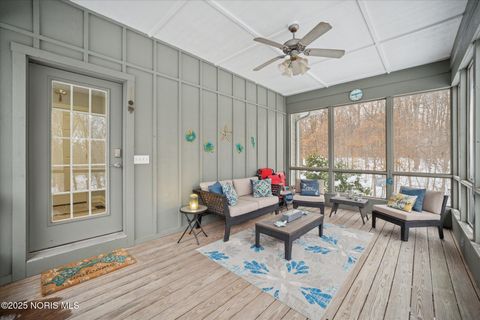 Tiny photo for 125 Turnberry Drive, Bryan, OH 43506 (MLS # 10002228)