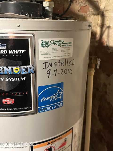 Tiny photo for 445 N Sandusky Avenue, Upper Sandusky, OH 43351 (MLS # 10002471)