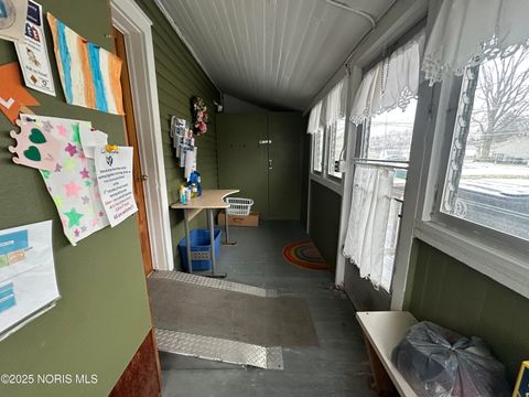 Tiny photo for 445 N Sandusky Avenue, Upper Sandusky, OH 43351 (MLS # 10002471)