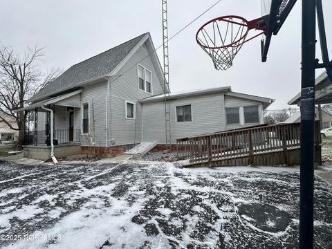 Tiny photo for 445 N Sandusky Avenue, Upper Sandusky, OH 43351 (MLS # 10002471)