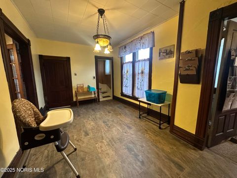 Tiny photo for 445 N Sandusky Avenue, Upper Sandusky, OH 43351 (MLS # 10002471)