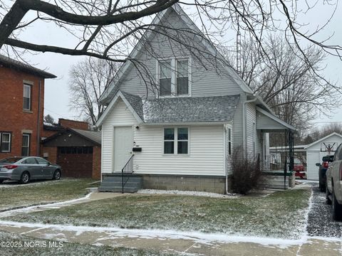 Photo of 445 N Sandusky Avenue, Upper Sandusky, OH 43351 (MLS # 10002471)