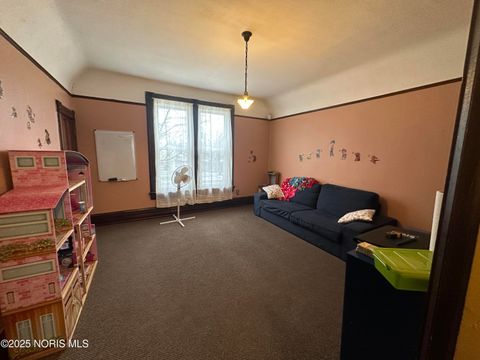 Tiny photo for 445 N Sandusky Avenue, Upper Sandusky, OH 43351 (MLS # 10002471)