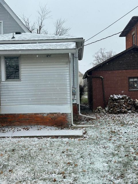 Tiny photo for 445 N Sandusky Avenue, Upper Sandusky, OH 43351 (MLS # 10002471)