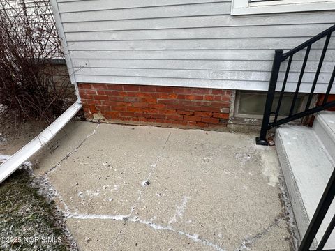 Tiny photo for 445 N Sandusky Avenue, Upper Sandusky, OH 43351 (MLS # 10002471)