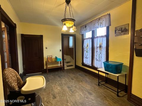 Tiny photo for 445 N Sandusky Avenue, Upper Sandusky, OH 43351 (MLS # 10002471)