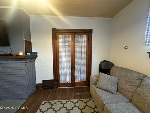 Tiny photo for 445 N Sandusky Avenue, Upper Sandusky, OH 43351 (MLS # 10002471)