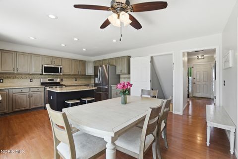 Tiny photo for 7820 Harvest Gold Drive, Holland, OH 43528 (MLS # 10007896)