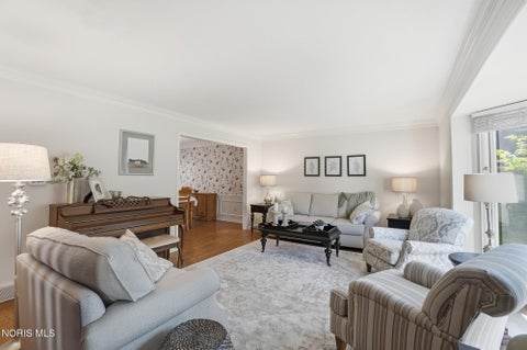 Tiny photo for 7310 Regents Park Boulevard, Toledo, OH 43617 (MLS # 10011571)