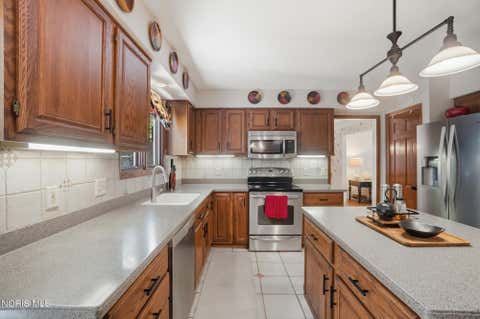 Tiny photo for 7310 Regents Park Boulevard, Toledo, OH 43617 (MLS # 10011571)