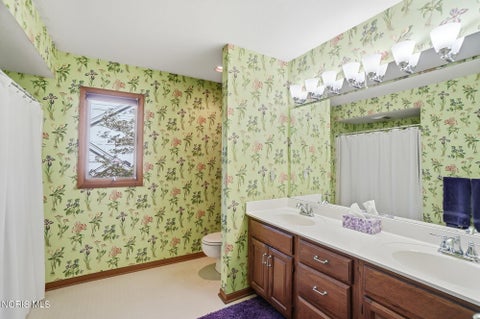 Tiny photo for 7310 Regents Park Boulevard, Toledo, OH 43617 (MLS # 10011571)