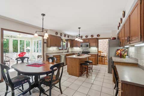 Tiny photo for 7310 Regents Park Boulevard, Toledo, OH 43617 (MLS # 10011571)