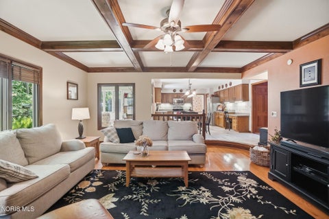 Tiny photo for 7310 Regents Park Boulevard, Toledo, OH 43617 (MLS # 10011571)