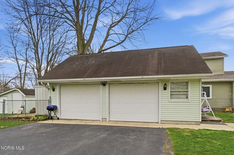 Tiny photo for 1301 Fishlock Avenue, Findlay, OH 45840 (MLS # 10005810)