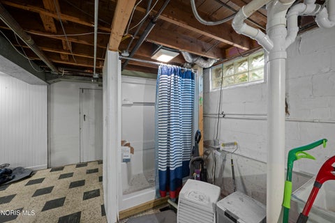 Tiny photo for 2560 Gracewood Road, Toledo, OH 43613 (MLS # 10013542)