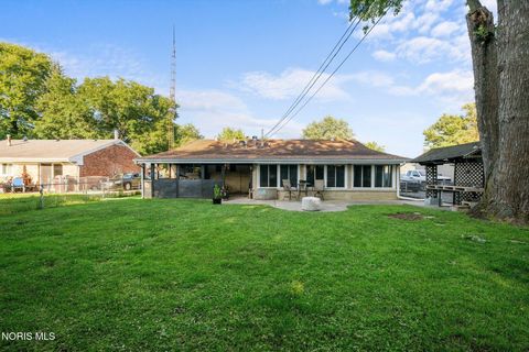 Tiny photo for 820 S Hill Park Drive, Holland, OH 43528 (MLS # 10010497)