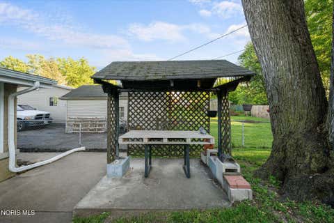 Tiny photo for 820 S Hill Park Drive, Holland, OH 43528 (MLS # 10010497)
