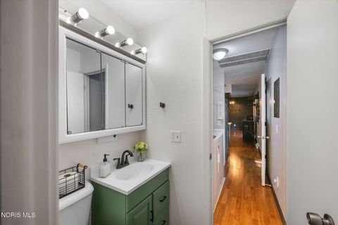 Tiny photo for 820 S Hill Park Drive, Holland, OH 43528 (MLS # 10010497)