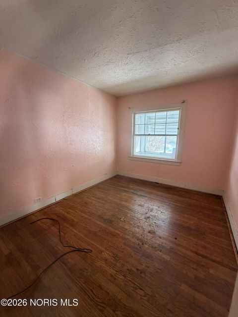 Tiny photo for 175 Corinth Street, Toledo, OH 43609 (MLS # 10003972)