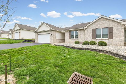 Tiny photo for 2411 Villa Drive, Findlay, OH 45840 (MLS # 10005813)