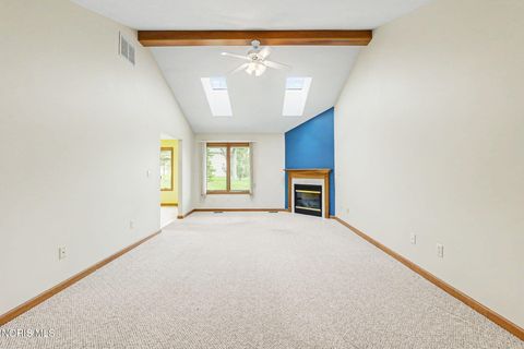 Tiny photo for 2411 Villa Drive, Findlay, OH 45840 (MLS # 10005813)